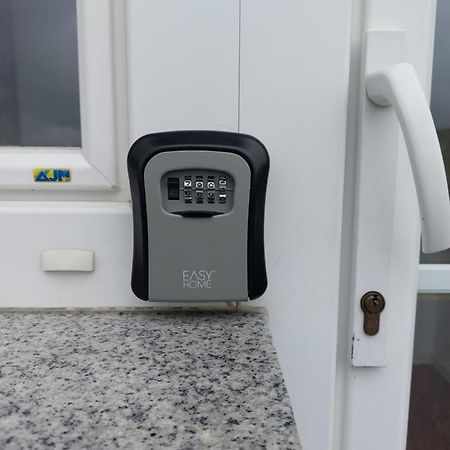 Apartma Sandi Шентили Екстериор снимка