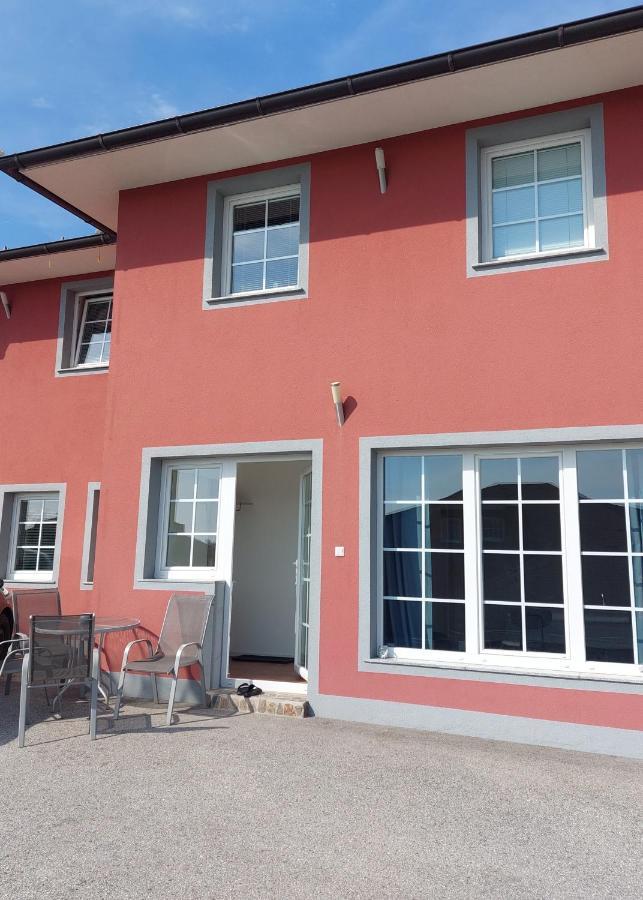Apartma Sandi Шентили Екстериор снимка